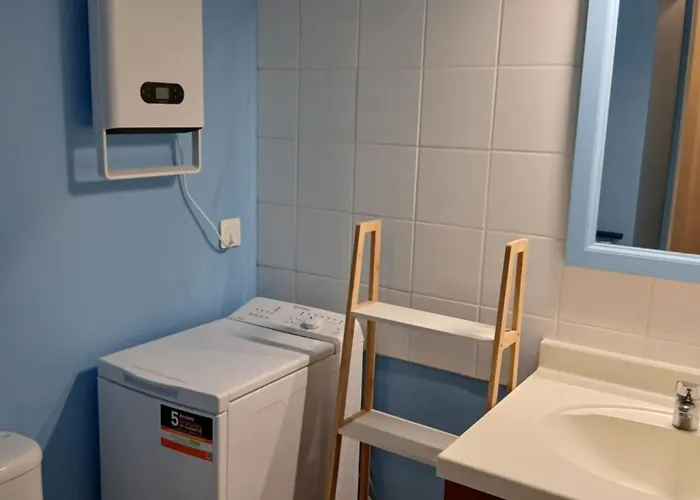 Maubuisson アパート