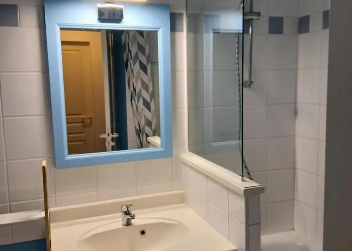 アパート Maubuisson カルカン