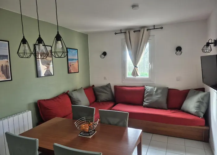 Maubuisson アパート